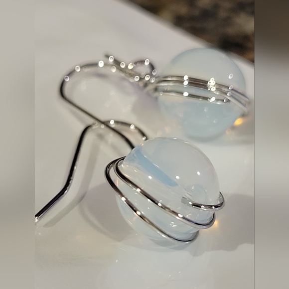 Vintage Silver Hook White Opal drop earrings NEW - Picture 3 of 7